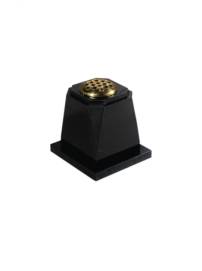 EC272: Swipe To View More Images